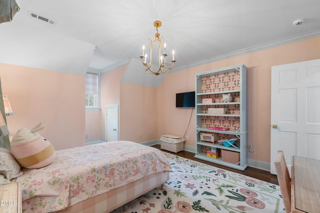 211 Bordeaux Lane, Cary, NC 27511