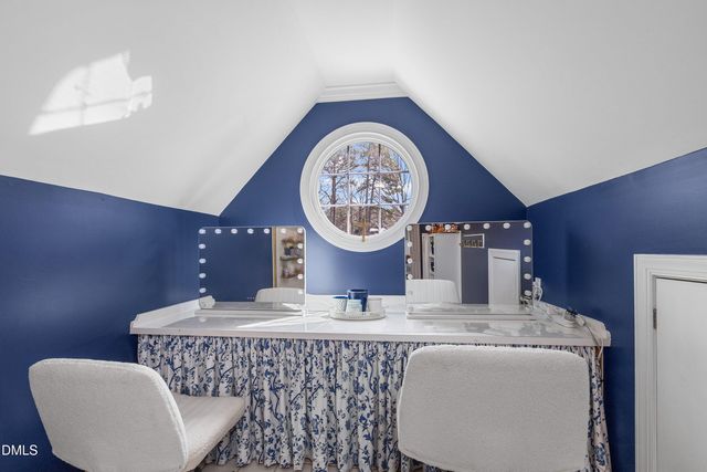 211 Bordeaux Lane, Cary, NC 27511