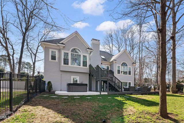 211 Bordeaux Lane, Cary, NC 27511