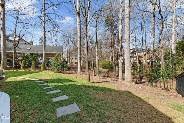 211 Bordeaux Lane, Cary, NC 27511