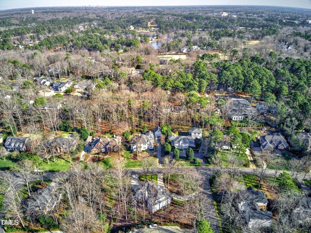 211 Bordeaux Lane, Cary, NC 27511