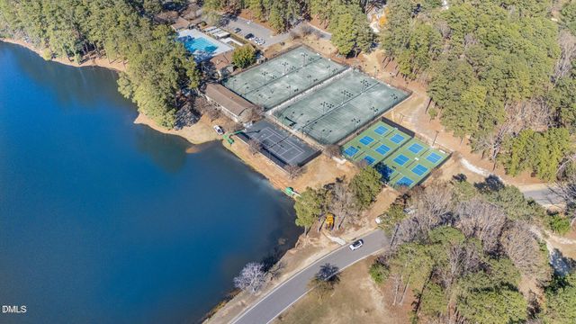 211 Bordeaux Lane, Cary, NC 27511