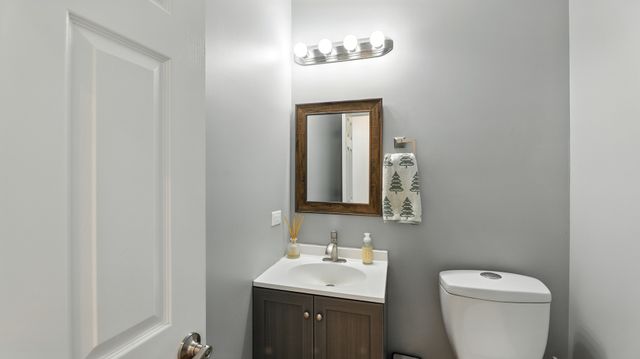 1303 Bridgehampton Drive, Plainfield, IL 60586