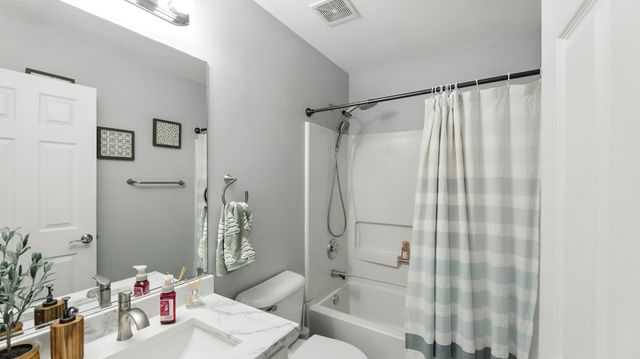 1303 Bridgehampton Drive, Plainfield, IL 60586