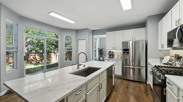 1303 Bridgehampton Drive, Plainfield, IL 60586