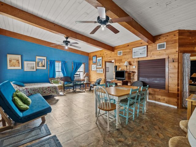 510 Beach Drive, Surfside Beach, TX 77541