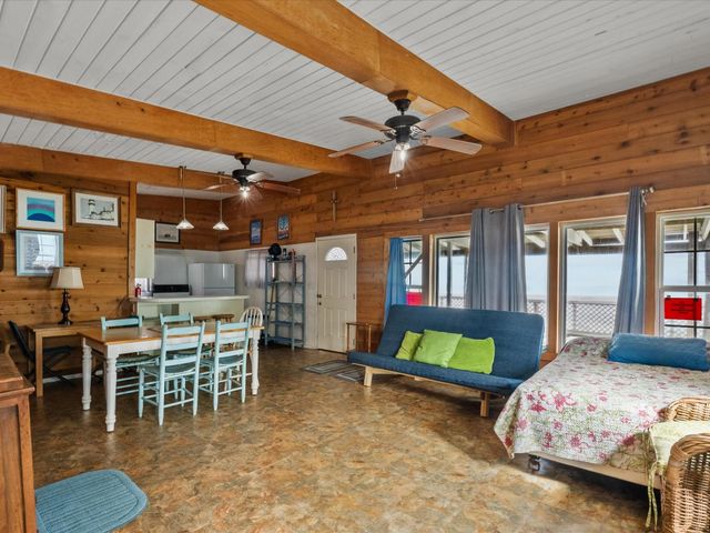510 Beach Drive, Surfside Beach, TX 77541