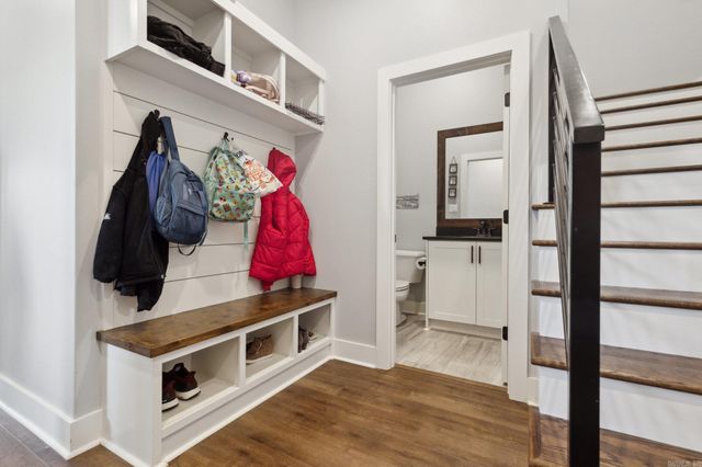 5015 Castaway Bay, Benton, AR 72019