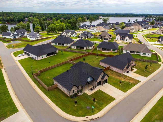 5015 Castaway Bay, Benton, AR 72019