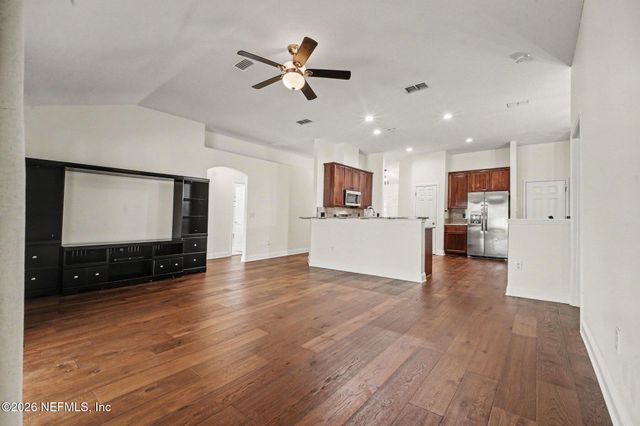 2244 GARDENMOSS Drive, Green Cove Springs, FL 32043