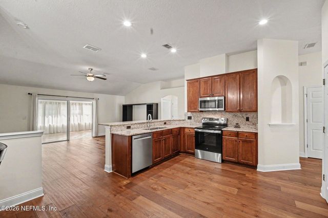 2244 GARDENMOSS Drive, Green Cove Springs, FL 32043