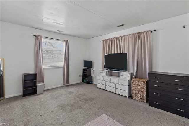 724 Lincoln AVE, Virginia Beach, VA 23452