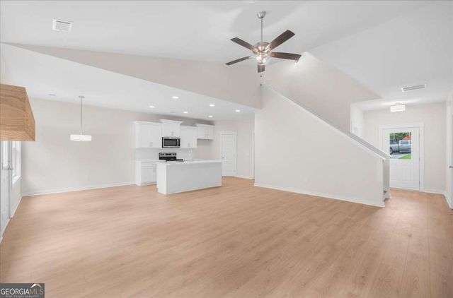 370 West Woods Drive, Dahlonega, GA 30533