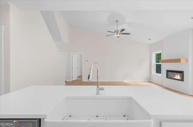 370 West Woods Drive, Dahlonega, GA 30533