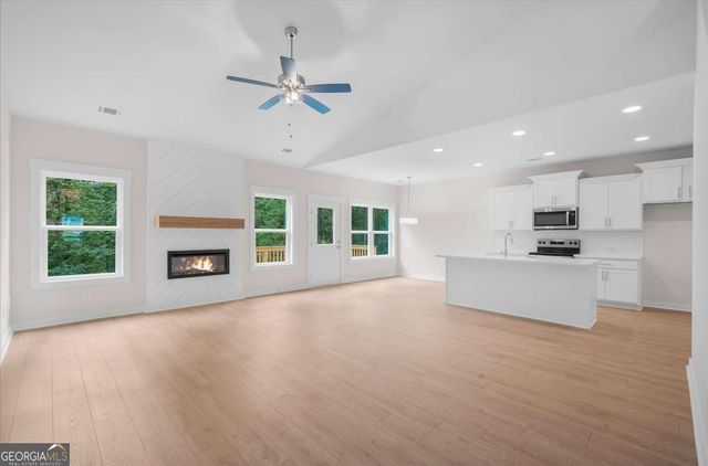 370 West Woods Drive, Dahlonega, GA 30533