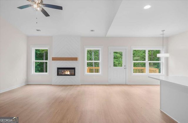 370 West Woods Drive, Dahlonega, GA 30533