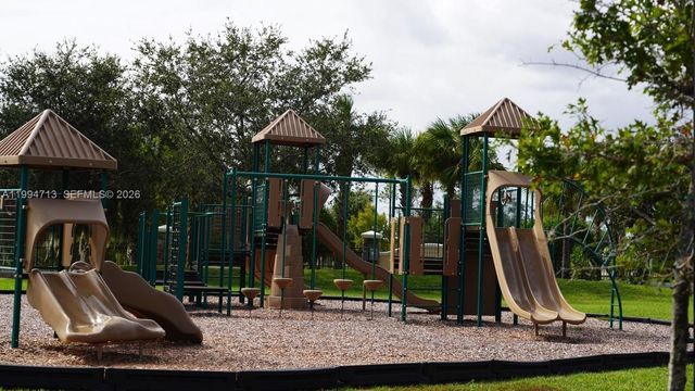 1754 Boat Launch Road, Kissimmee, FL 34746