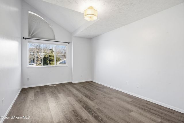 23104 E BROADWAY AVE, Liberty Lake, WA 99019