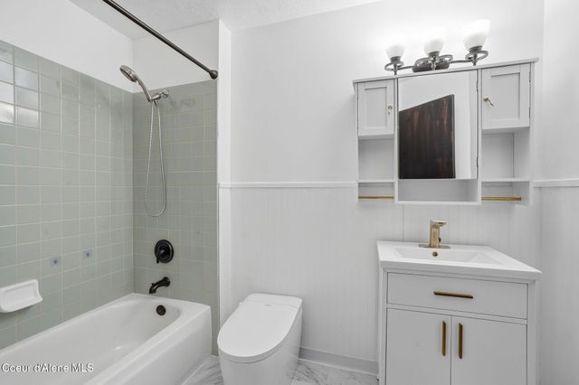 23104 E BROADWAY AVE, Liberty Lake, WA 99019