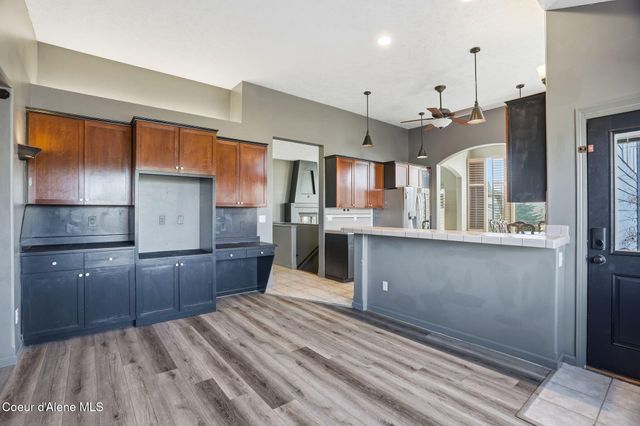 23104 E BROADWAY AVE, Liberty Lake, WA 99019