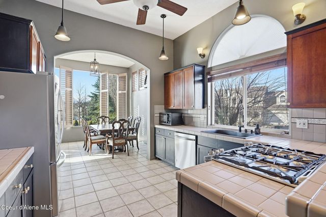 23104 E BROADWAY AVE, Liberty Lake, WA 99019