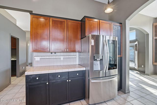 23104 E BROADWAY AVE, Liberty Lake, WA 99019