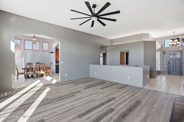 23104 E BROADWAY AVE, Liberty Lake, WA 99019