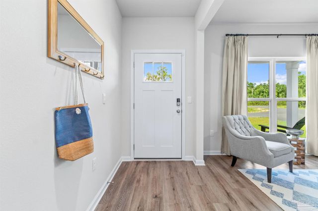 2200 Kildeer St, Cantonment, FL 32533