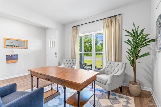 2200 Kildeer St, Cantonment, FL 32533