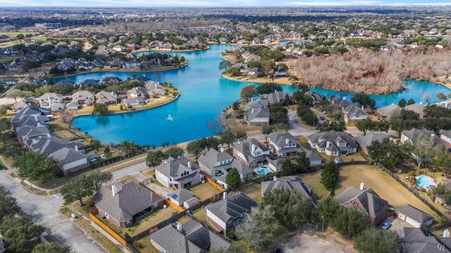 6843 Loupe Lane, Missouri City, TX 77459