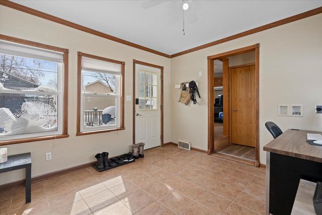 915 Carol STREET, Watertown, WI 53094