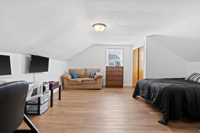 915 Carol STREET, Watertown, WI 53094