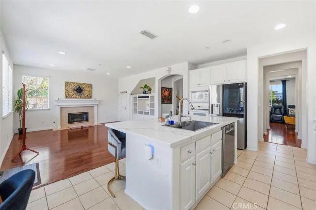 1663 Naranjo Court, Redlands, CA 92374