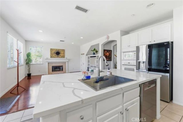 1663 Naranjo Court, Redlands, CA 92374