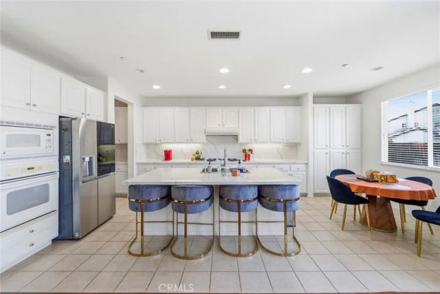 1663 Naranjo Court, Redlands, CA 92374