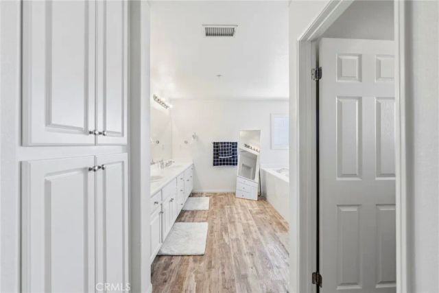 1663 Naranjo Court, Redlands, CA 92374