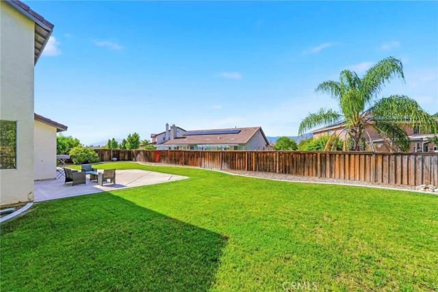 1663 Naranjo Court, Redlands, CA 92374
