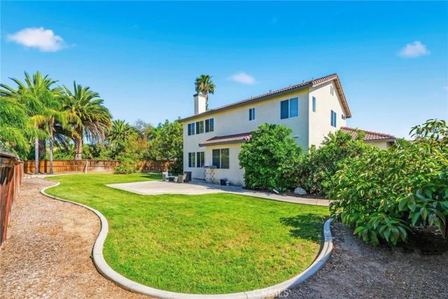 1663 Naranjo Court, Redlands, CA 92374