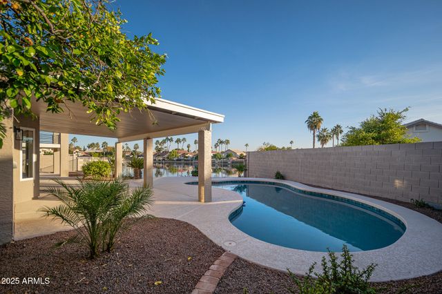 7207 W WESCOTT Drive, Glendale, AZ 85308