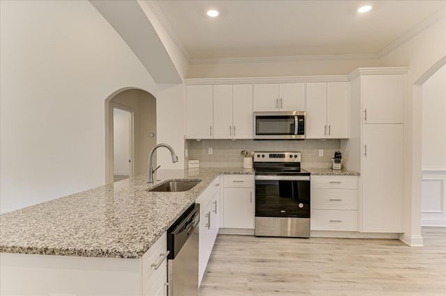 5124 Galatians Way, Beech Island, SC 29842