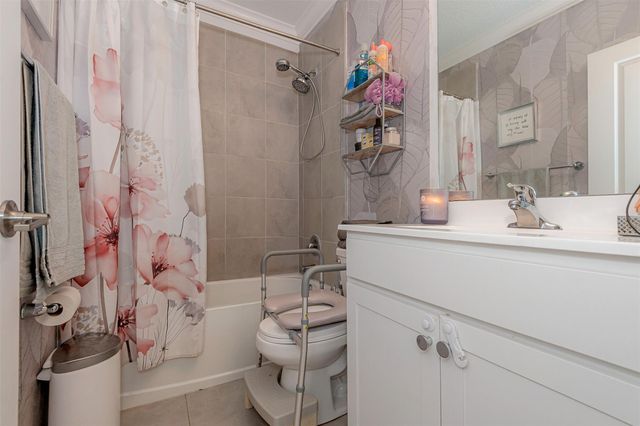 4339 Lago Dr 4339, Pompano Beach, FL 33064