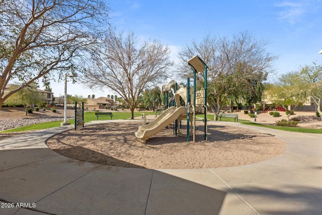 1391 E BLUEBIRD Drive, Gilbert, AZ 85297