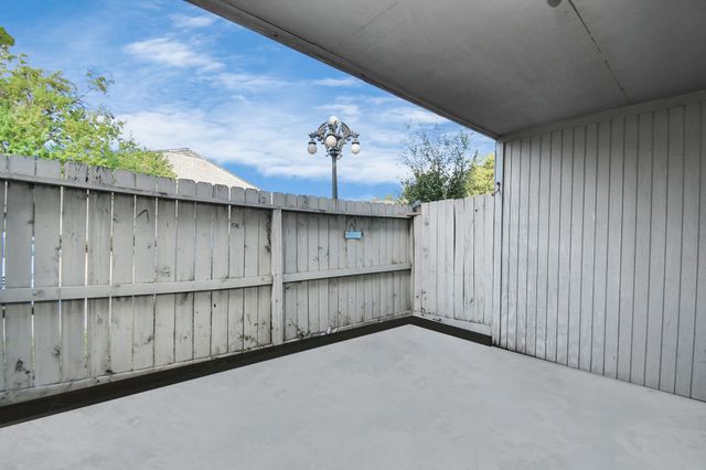 9700 Leawood Boulevard 1205, Houston, TX 77099