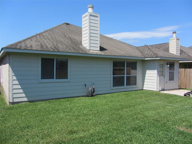 9302 Lakeway View Lane, Humble, TX 77396