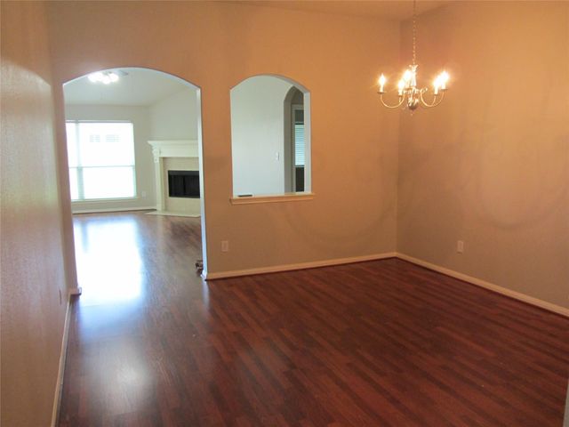 9302 Lakeway View Lane, Humble, TX 77396