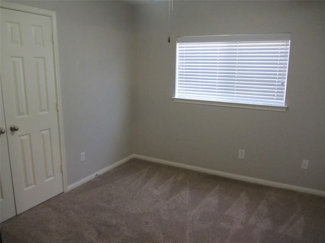 9302 Lakeway View Lane, Humble, TX 77396