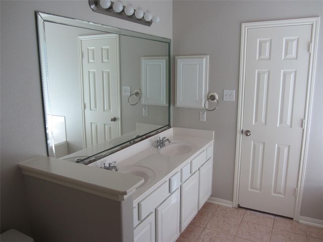 9302 Lakeway View Lane, Humble, TX 77396