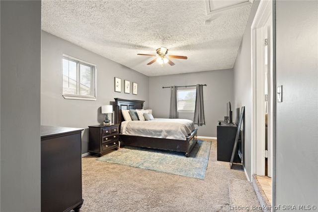 2700 Linda Drive, New Albany, IN 47150