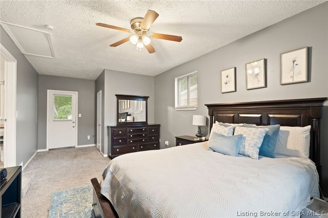 2700 Linda Drive, New Albany, IN 47150