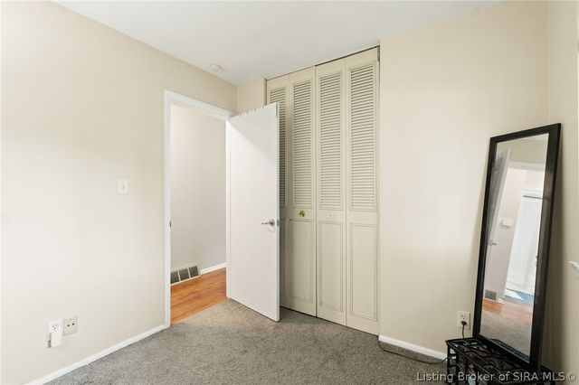 2700 Linda Drive, New Albany, IN 47150